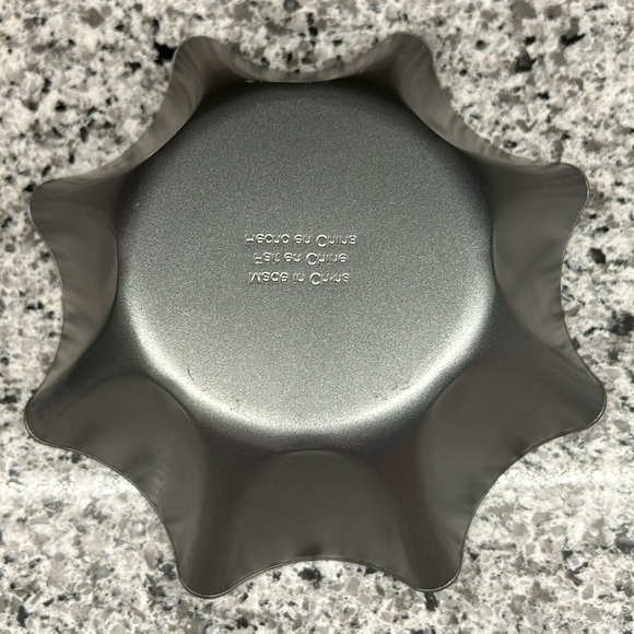 Large Tortilla Shell Baking Bowls - Picture 2 of 5